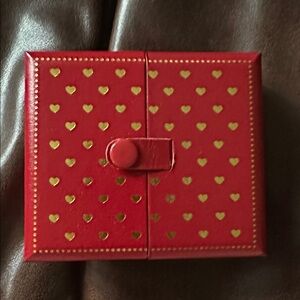 New Vintage Avon Ring Collectors Mini Chest